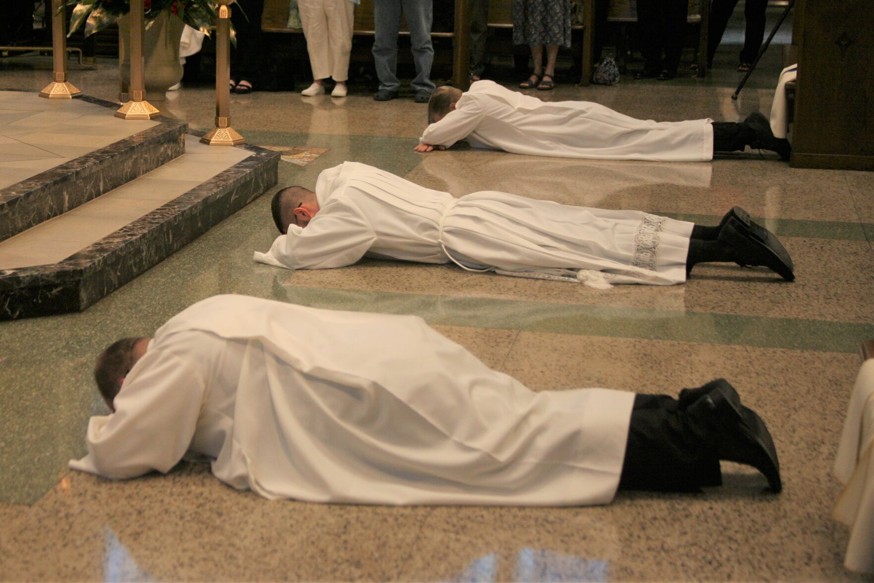 Three ordained to diaconal ministry of prayer, service